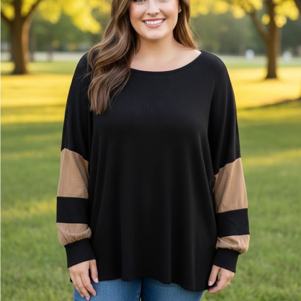 Hailey & Co NWOT Black and Tan Long Sleeve Women's Top.